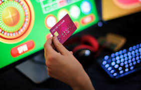 Зеркало Casino Spinia